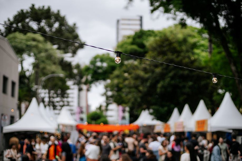 Projeto de lei para flexibilizar promoção de pequenos eventos é votado em Curitiba
