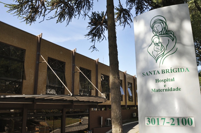 Projeto de lei permite presença de doulas durante o parto