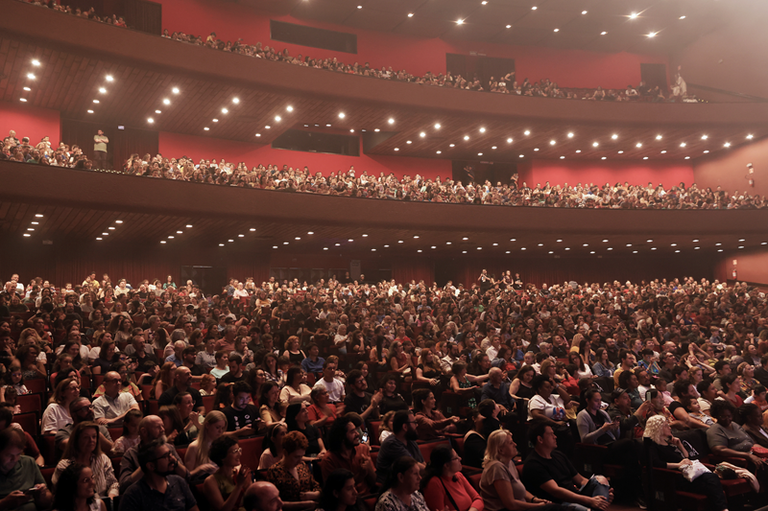 Projeto de lei prevê kit sensorial para pessoas com TEA em Curitiba