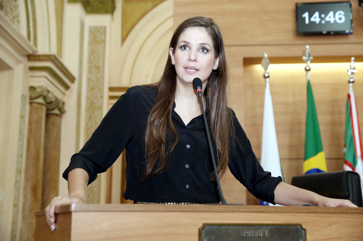 Projeto de lei quer proibir inauguração de obras inacabadas