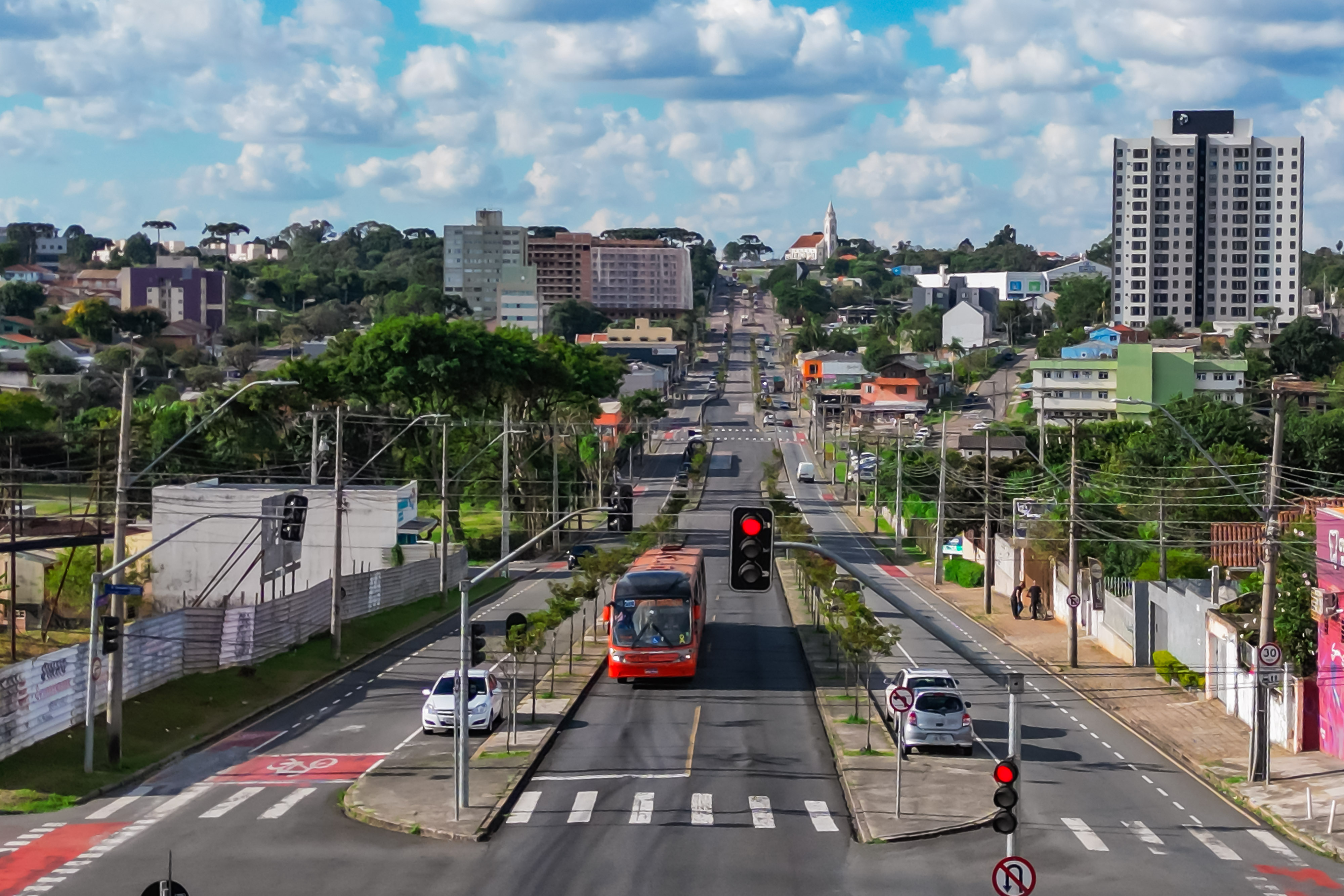 Projeto de lei quer reduzir acidentes com ônibus em Curitiba