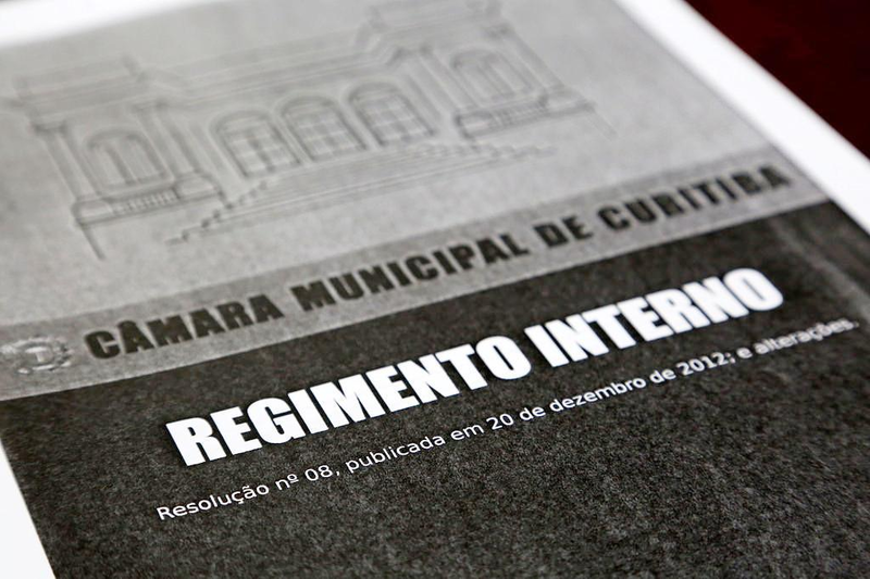 Projeto de revisão do Regimento Interno recebe 12 emendas