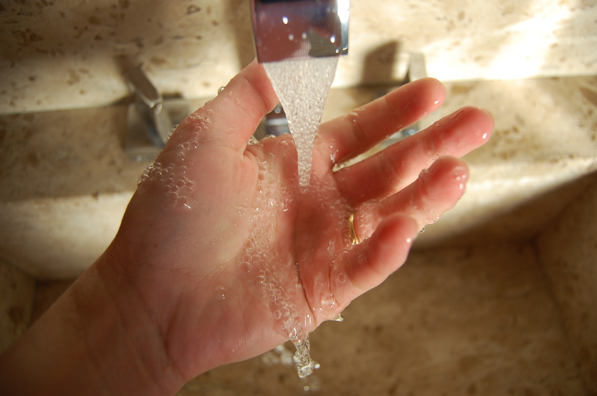 Projeto determina instalação de redutores de vazão de água