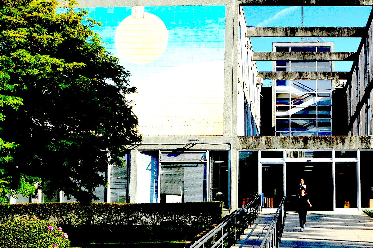 Projeto exige renúncia ao mandato se vereador ocupar secretaria