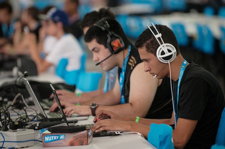 Projeto inclui novos serviços na lei de incentivo a empresas de software