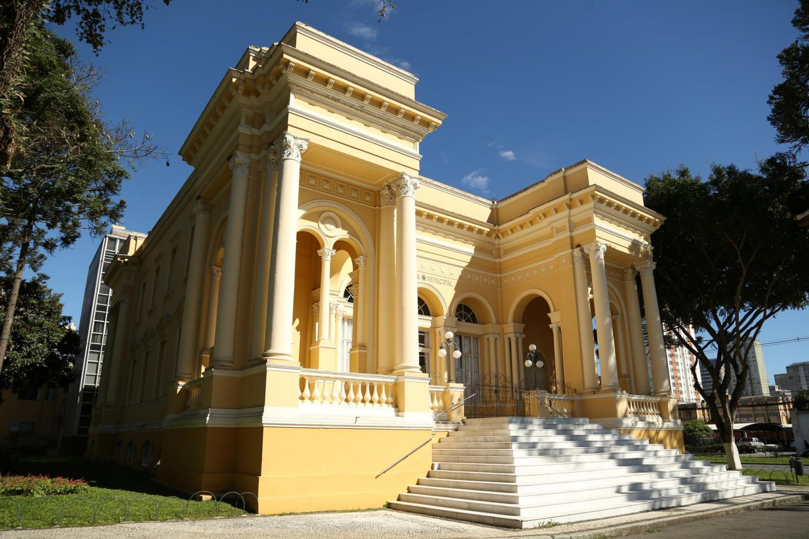 Projeto insere Procuradoria da Mulher no organograma da Câmara