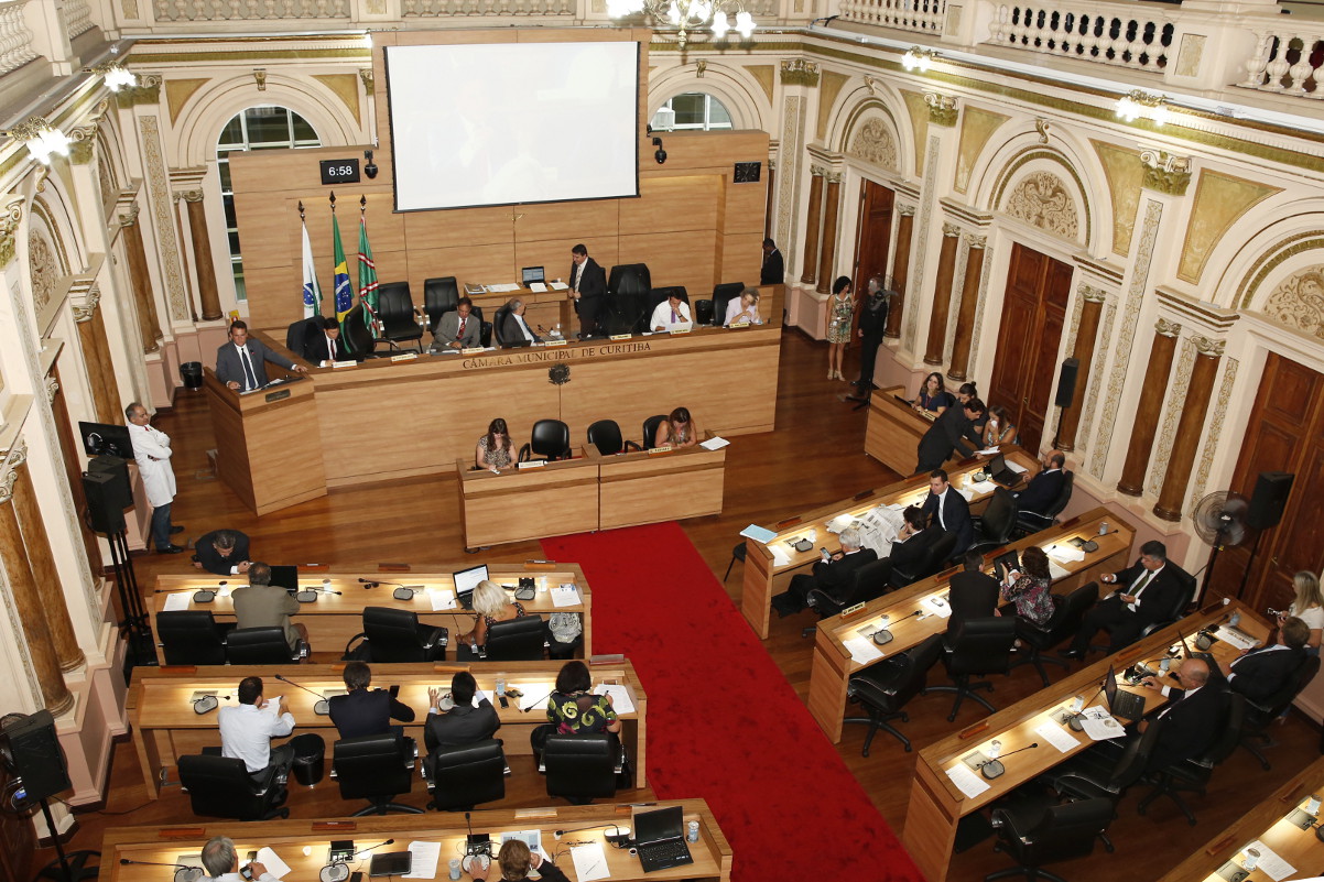 Projeto modifica regras para vice-líderes em plenário