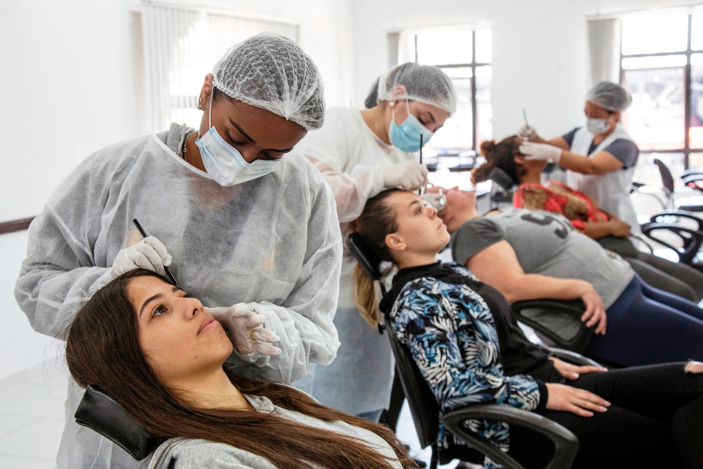 Projeto na Câmara de Curitiba mira regras para pequenos comércios