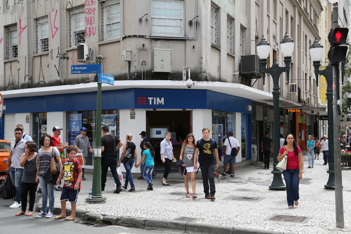 Projeto obriga telefônicas a manterem posto para atender clientes