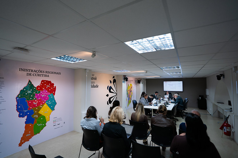 Avança projeto para isentar doadoras de leite humano de inscrição em concursos