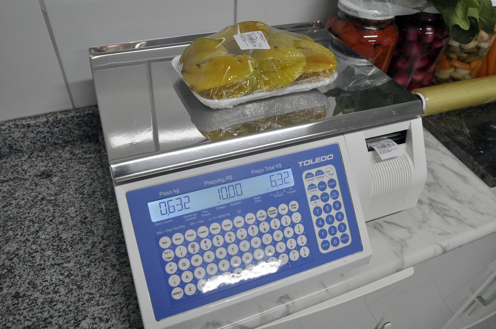 Projeto prevê balança à disposição do consumidor 