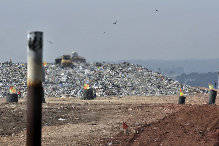 Projeto prevê comercialização de gases de aterros sanitários 