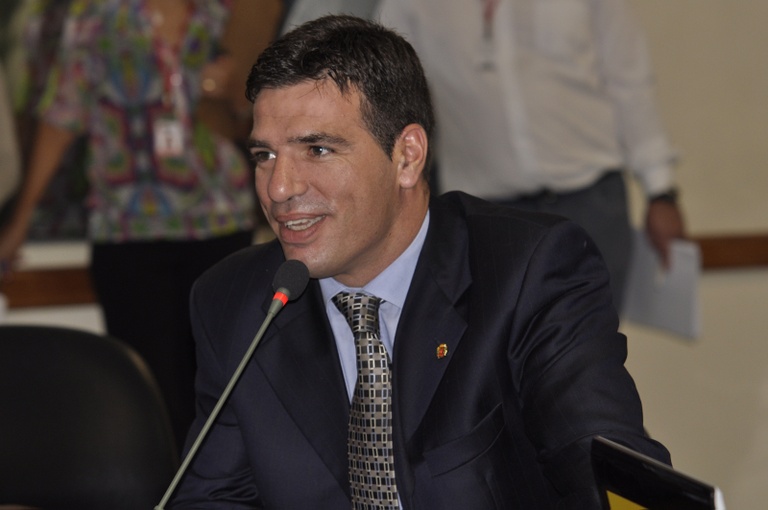 Projeto prevê equipamentos para transporte escolar 