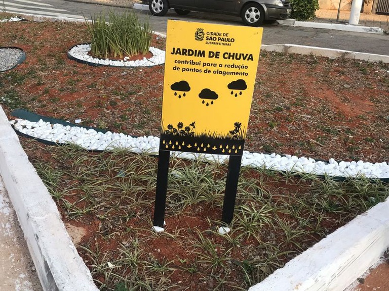 Projeto prevê jardins de chuva na drenagem urbana de Curitiba