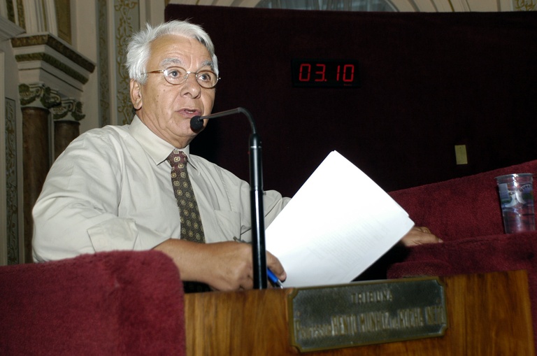 Projeto prevê proibição de serviço de moto-táxi 