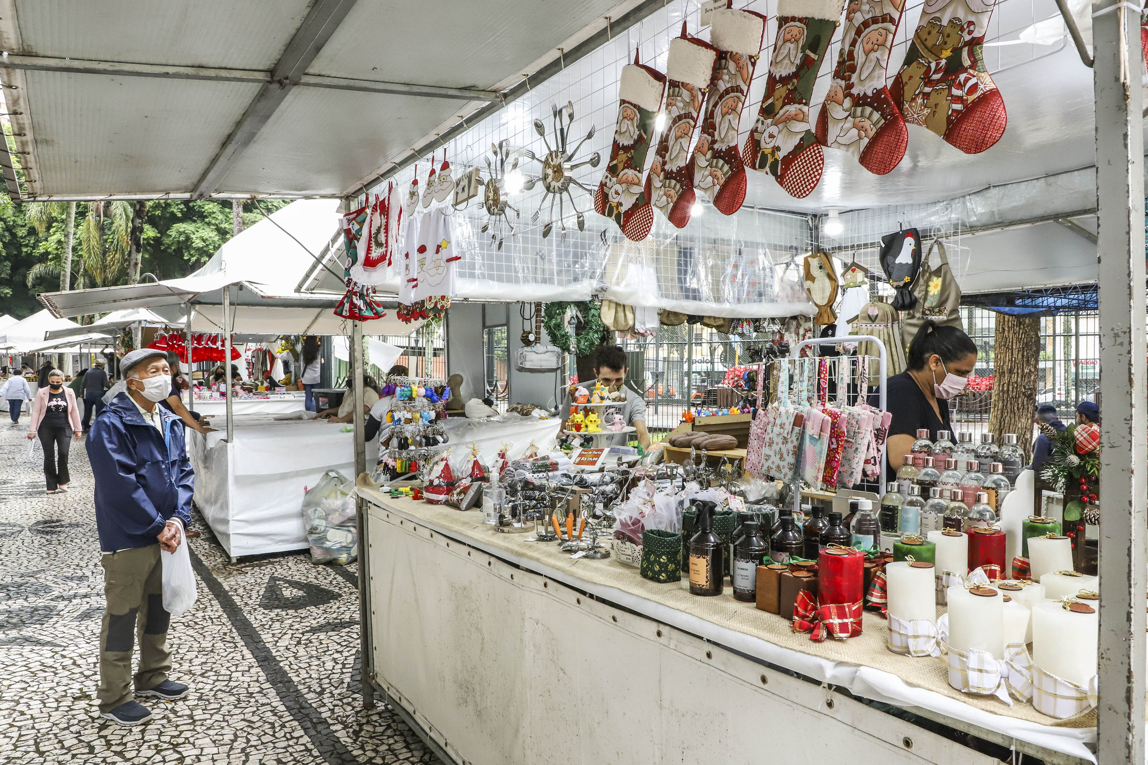 Publicidade ao ar livre pode ter regras mais flexíveis em Curitiba