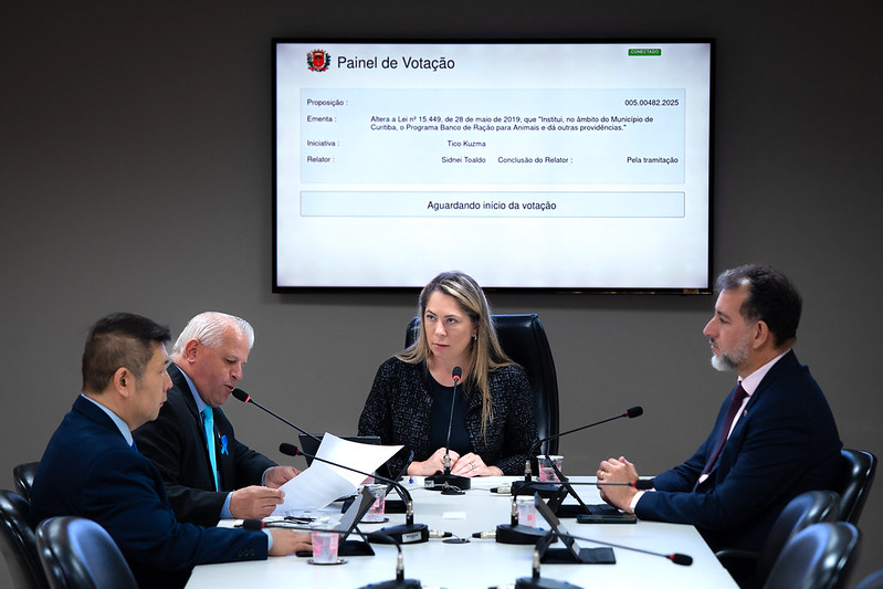 Projeto que facilita doar para o Banco de Ração avança na Câmara de Curitiba