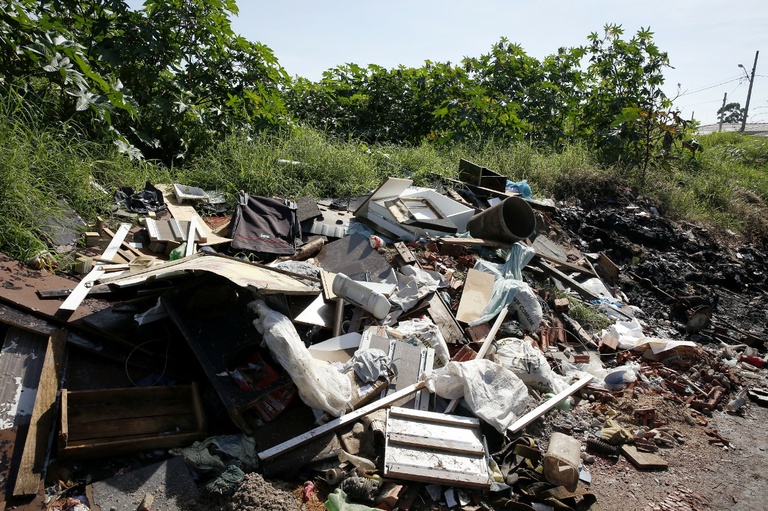 Projeto quer identificação de proprietário de terrenos não habitados