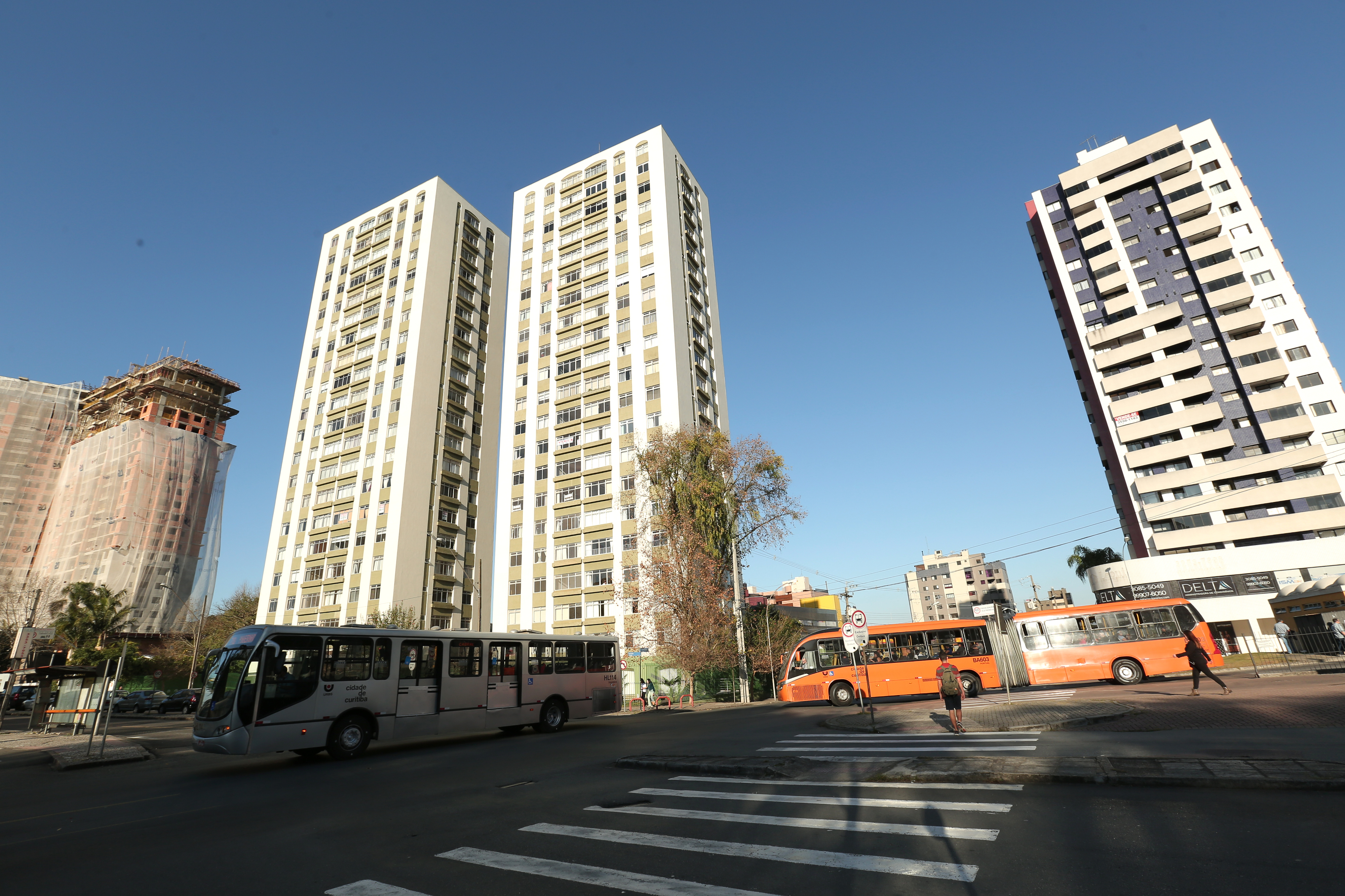 Projeto quer suspender lavagem externa de ônibus durante estiagem