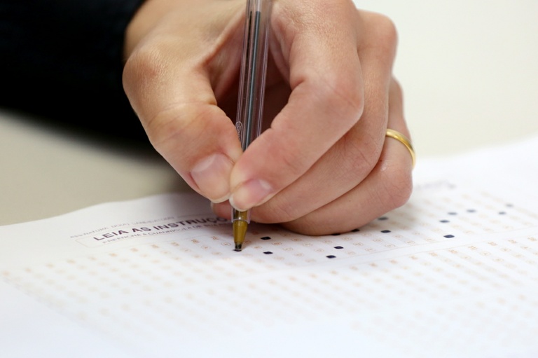 Projeto regulamenta concursos públicos da administração municipal