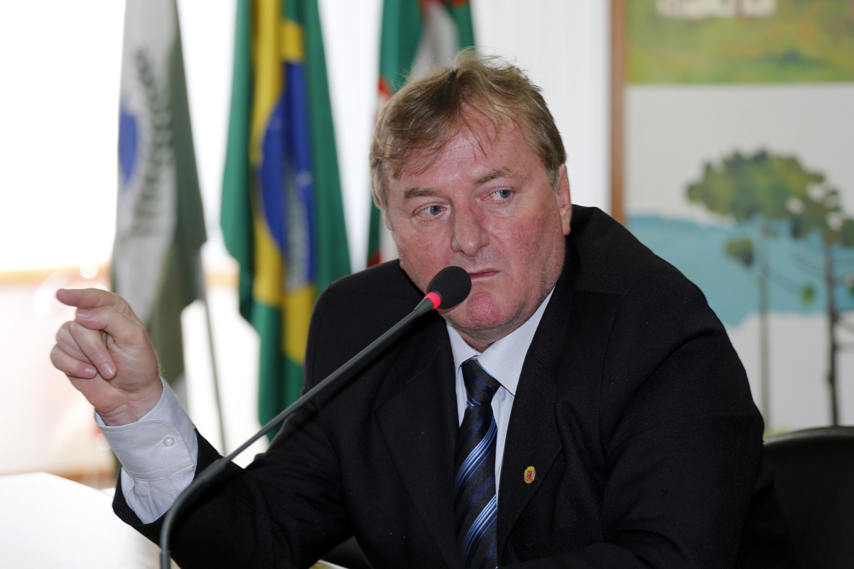 Projeto responsabiliza estacionamentos por danos a veículos