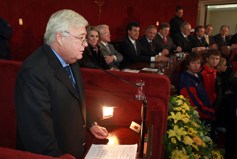 Projeto revoga Cidadania Honorária a Ricardo Teixeira