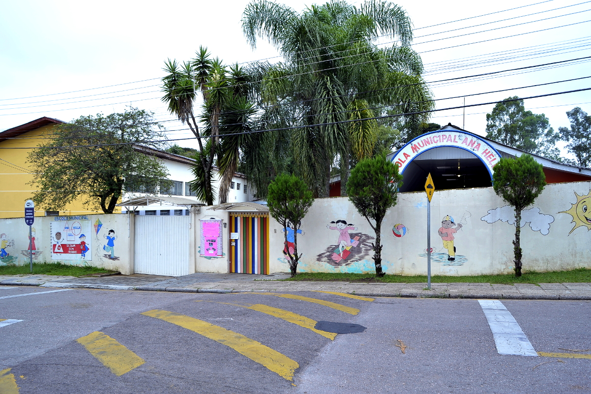 Proposta área de segurança para escolas em um raio de cem metros
