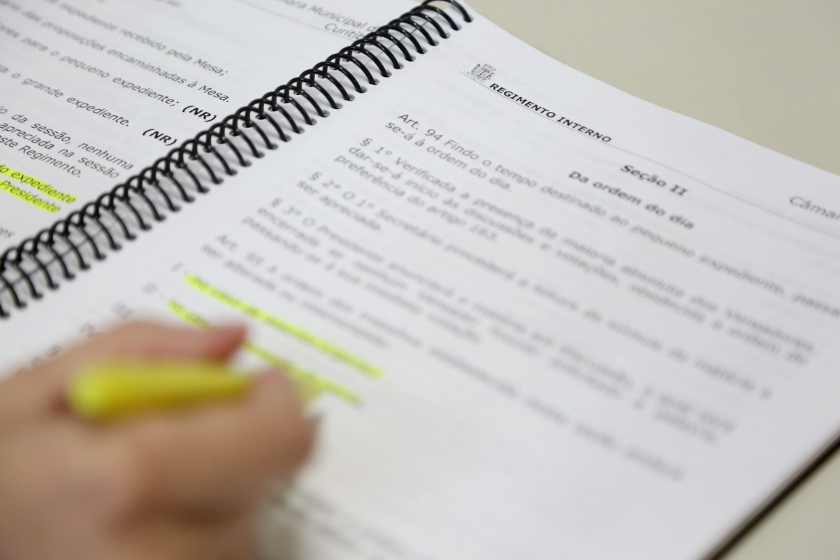 Proposta atualiza Regimento Interno da Câmara de Curitiba