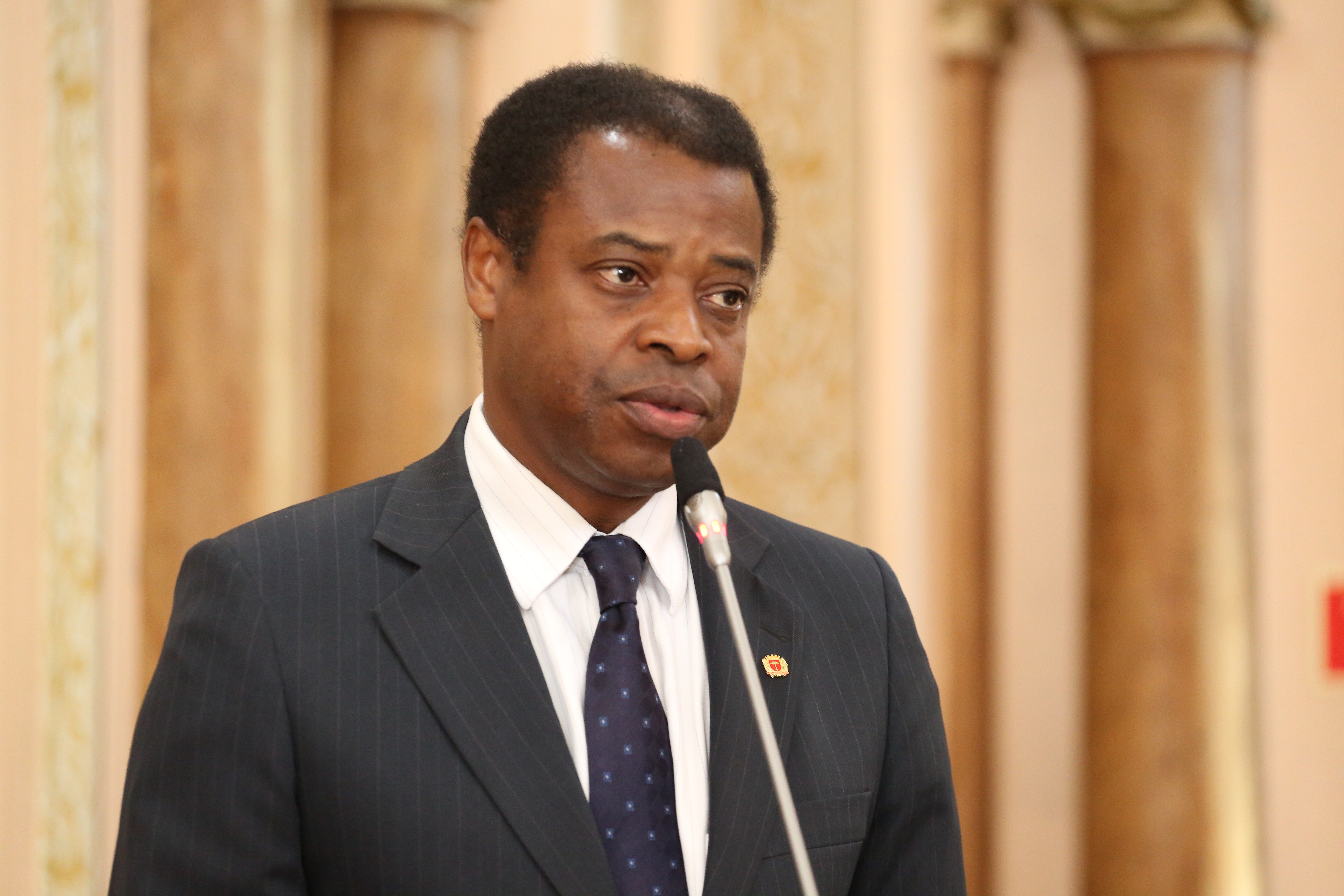 Proposta capacitação psicológica para professores lidarem com a violência