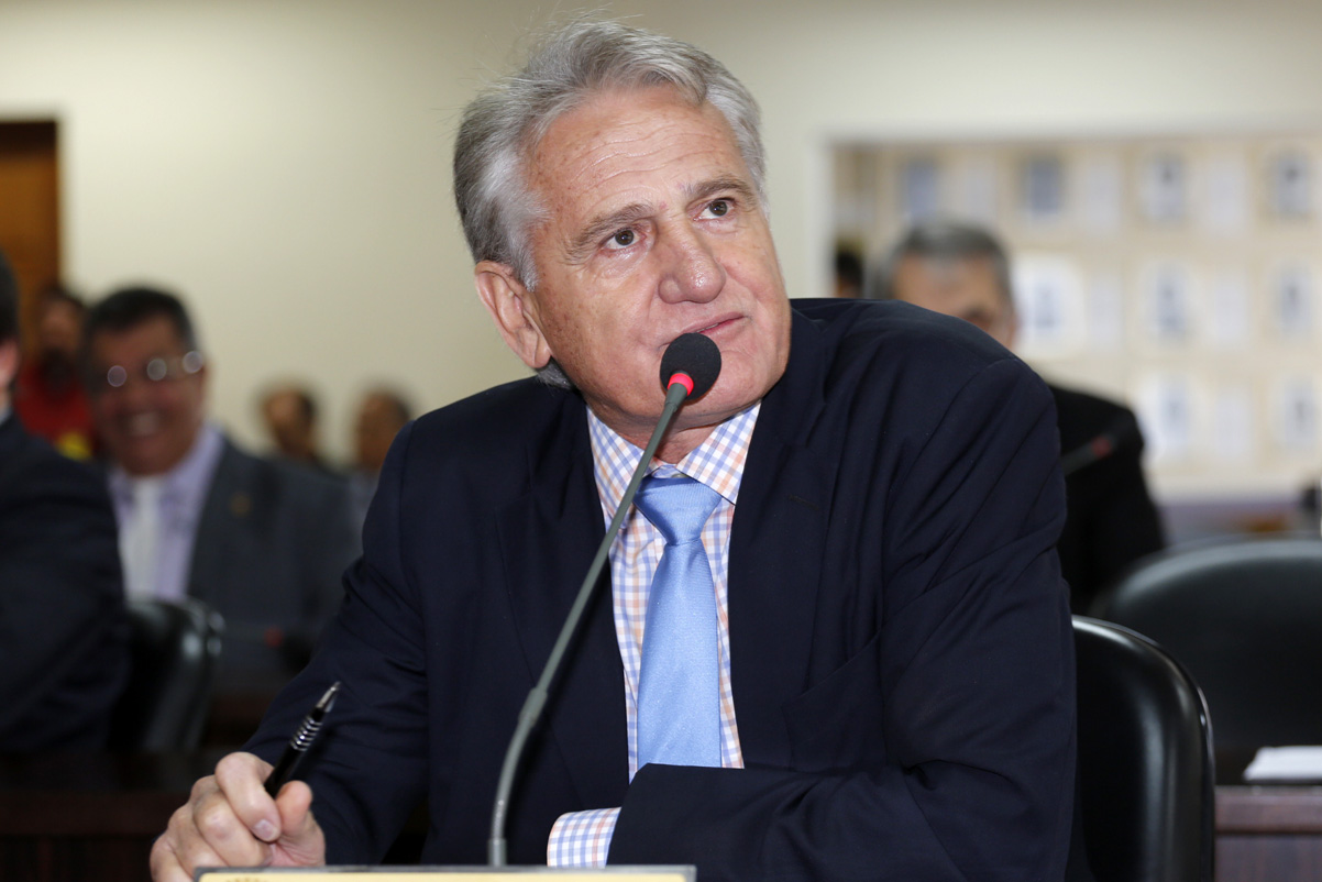 Proposta gratuidade nos ônibus para pessoas acima de 60 anos 