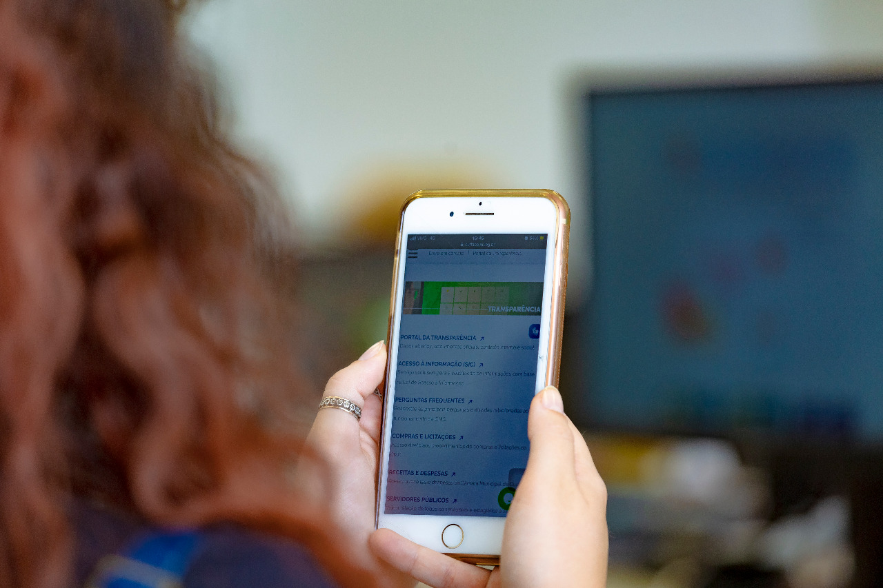 Proposta Política de Linguagem Simples na administração municipal