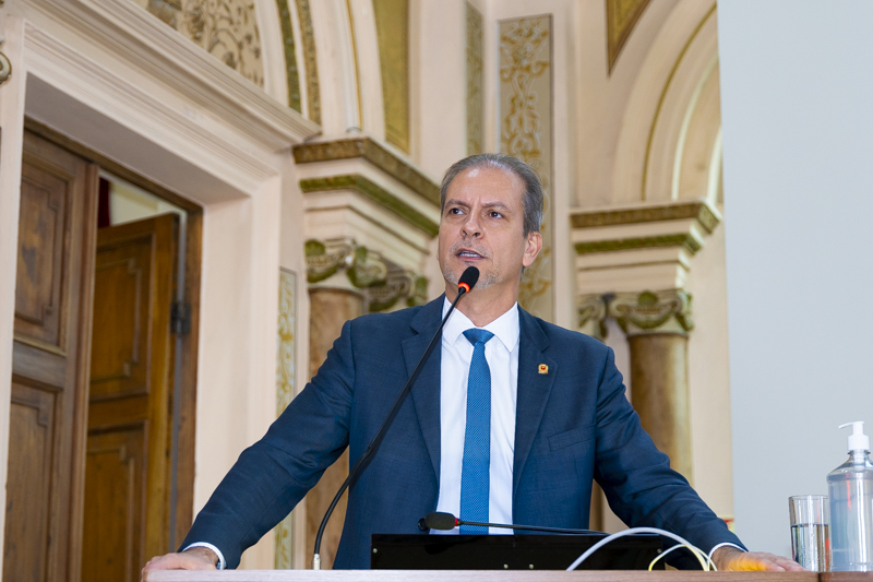 Proposta sobre a avenida Cândido de Abreu agitou a Câmara de Curitiba