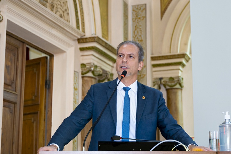 Proposta sobre a avenida Cândido de Abreu agitou a Câmara de Curitiba