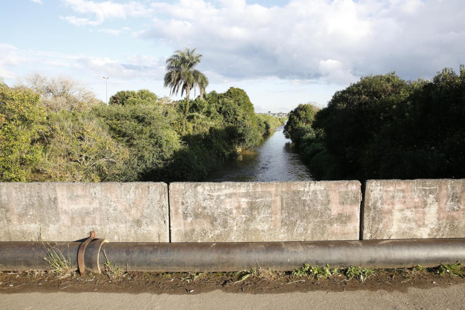 Sugeridas ações contra a poluição de rios e alagamentos