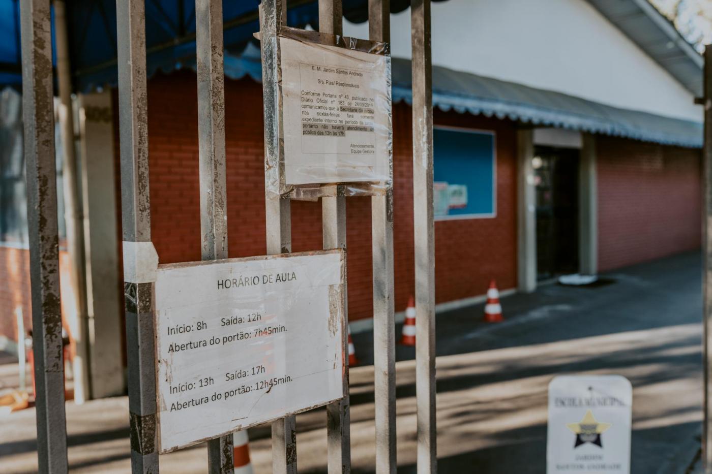 Propostas ações para equidade entre escolas públicas e privadas