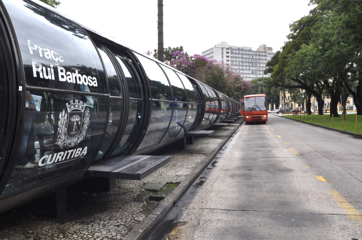Propostos estudos sobre banheiros em estações-tubo 