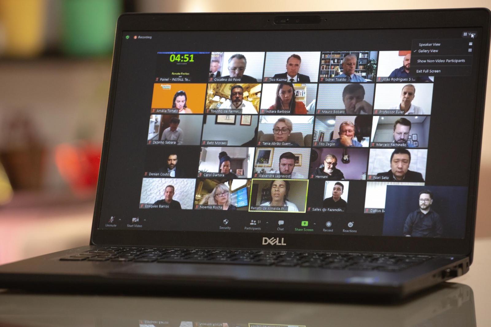 Prorrogação da bandeira vermelha repercute na sessão plenária