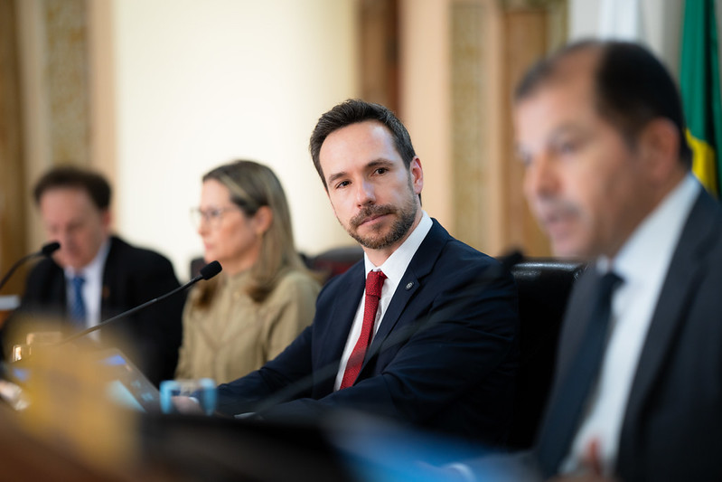 Puppi sugere “leitura crítica a favor da municipalização da Reforma Tributária”