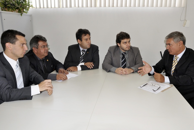 Quatro comissões permanentes definem presidentes e vices 