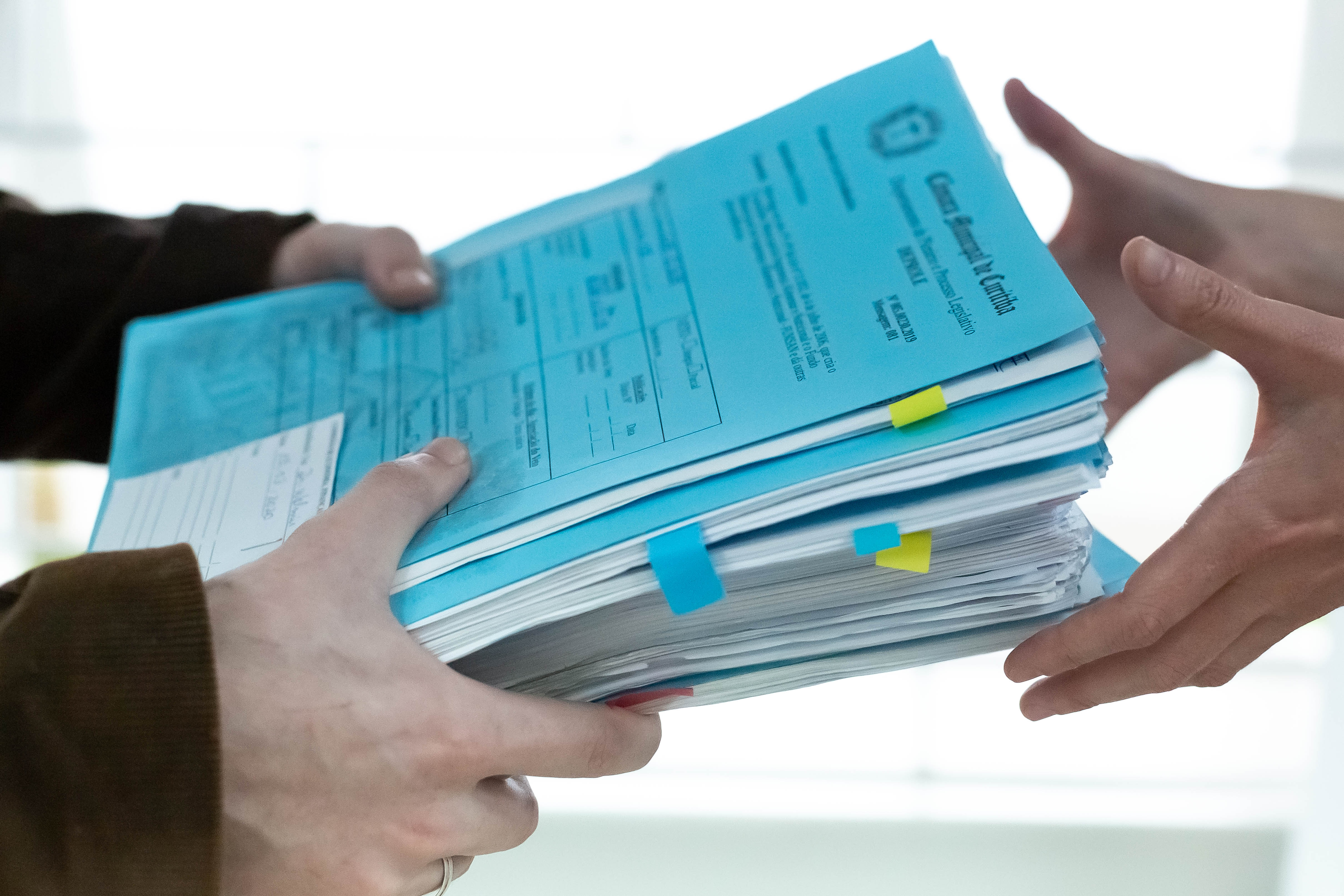 Quatro projetos tramitam com substitutivos; dois prontos para plenário