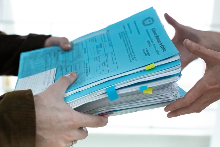 Quatro projetos tramitam com substitutivos; dois prontos para plenário