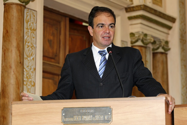 Reciclagem de entulhos da construção civil é cobrada na Tribuna Livre