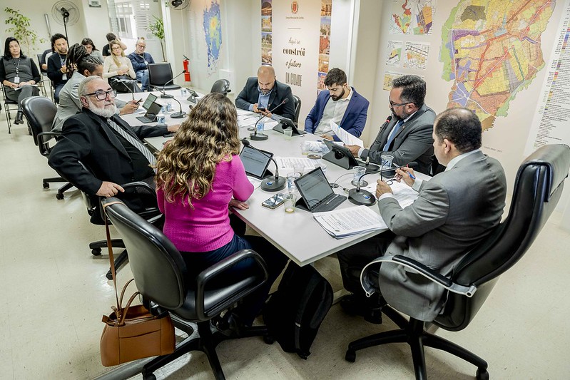 Recompensa para denúncias de corrupção é acatada em Economia