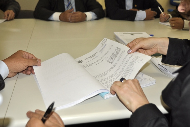 Redução de comissionados apta a ser votada em plenário 