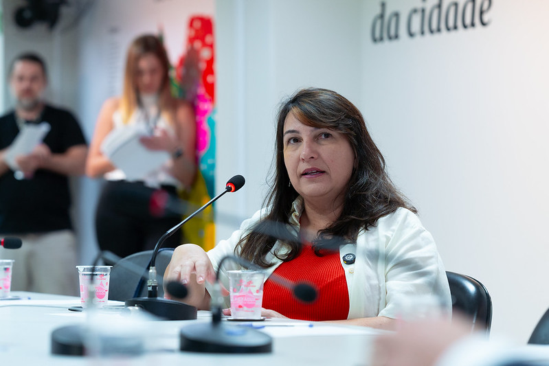 "Redução de Danos é coisa séria", diz Professora Angela à Processante