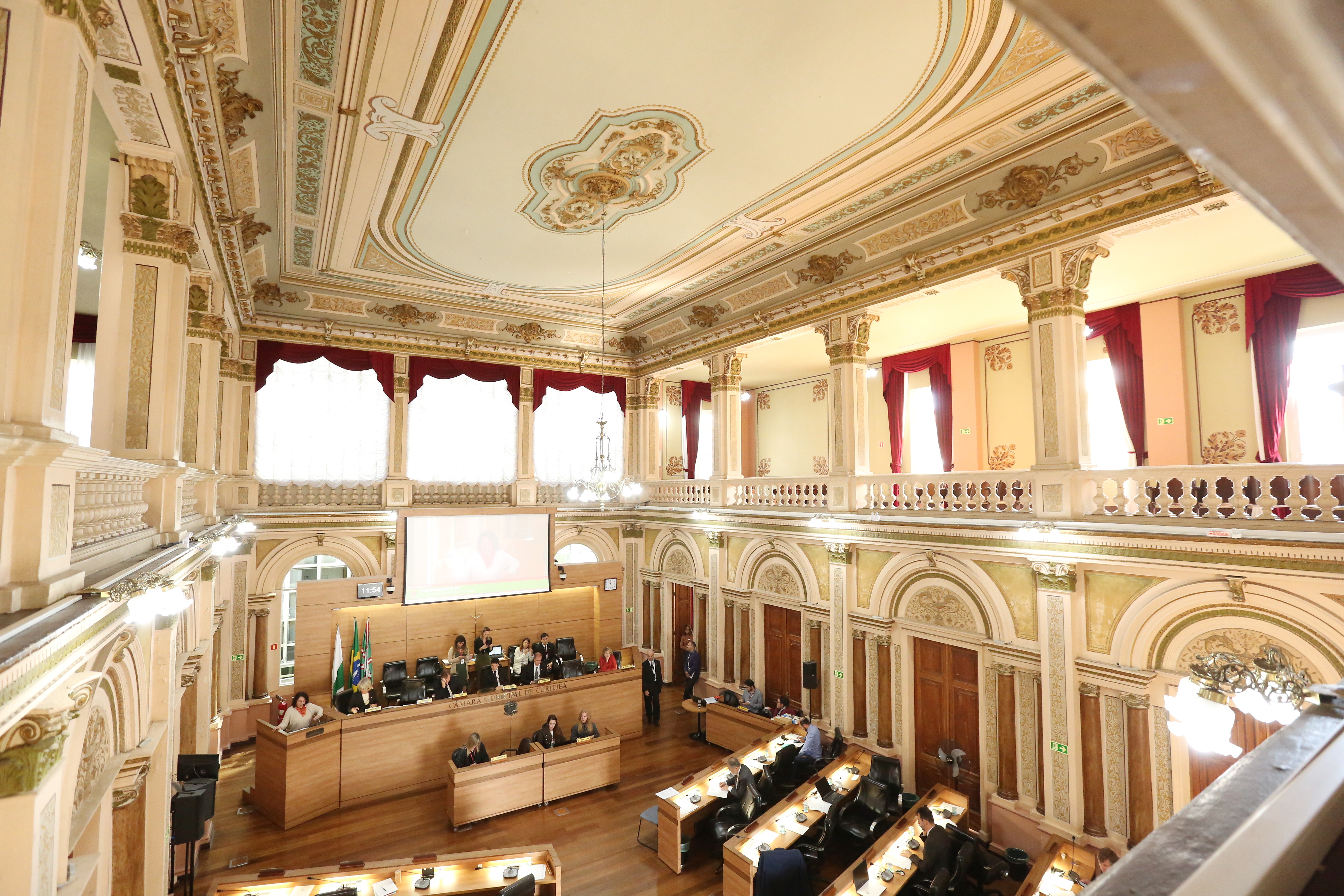 Reestruturação de secretarias municipais será votada nesta segunda