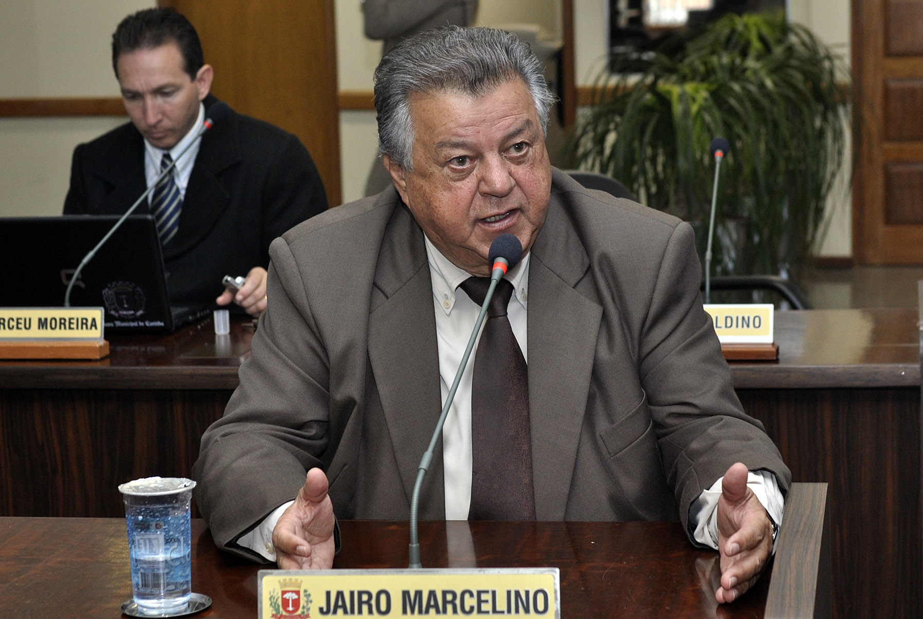 Reforçado pedido de recuperação de ruas 