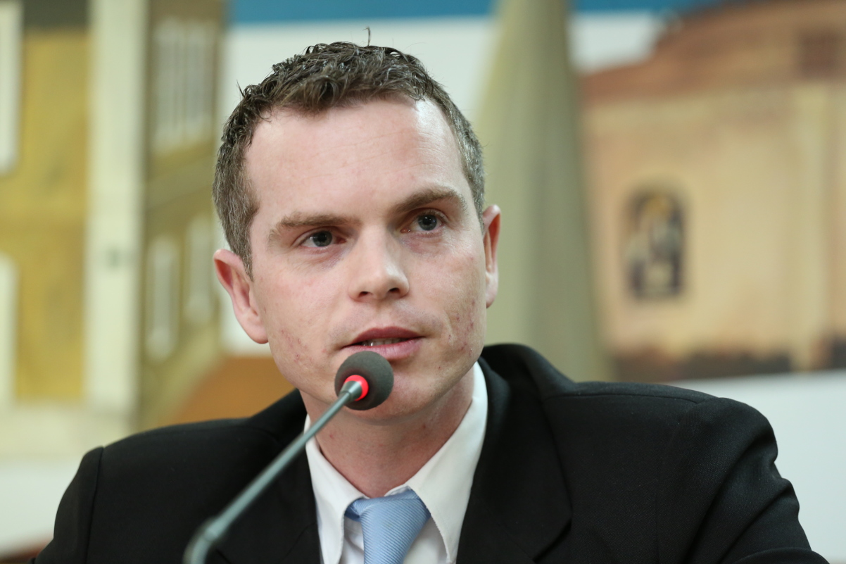 Regimento Interno com alterações segue para elaboração de relatório 