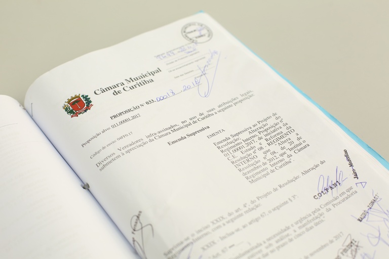 Regimento Interno: plenário vota 10 emendas ao projeto da reforma 