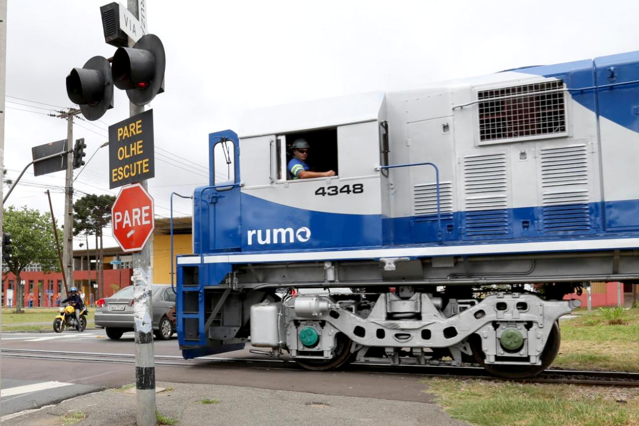 Regulamentação ao apito dos trens volta a tramitar